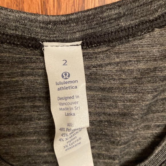 Lululemon Squad Goals Tank, Size 2 - Picture 5 of 8